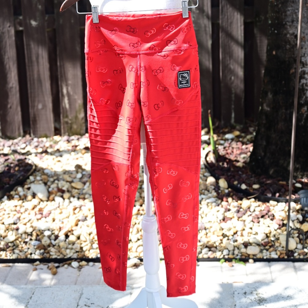 NEW ZUMBA x HELLO KITTY Exclusive Red Leggings